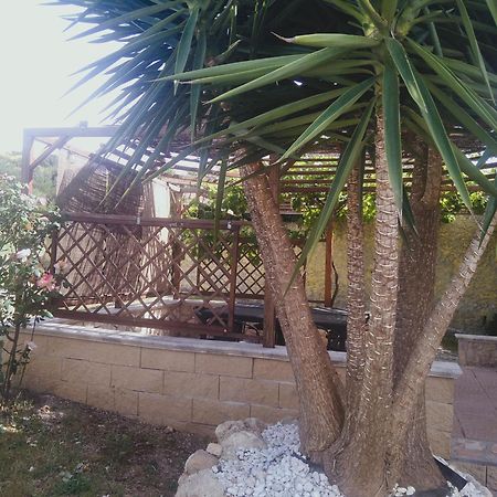 Grotta Delle Fate Bed & Breakfast Ossi ภายนอก รูปภาพ