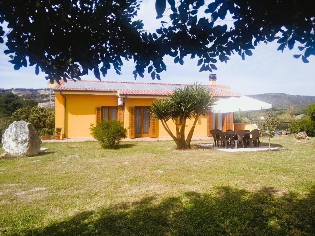 Grotta Delle Fate Bed & Breakfast Ossi ภายนอก รูปภาพ