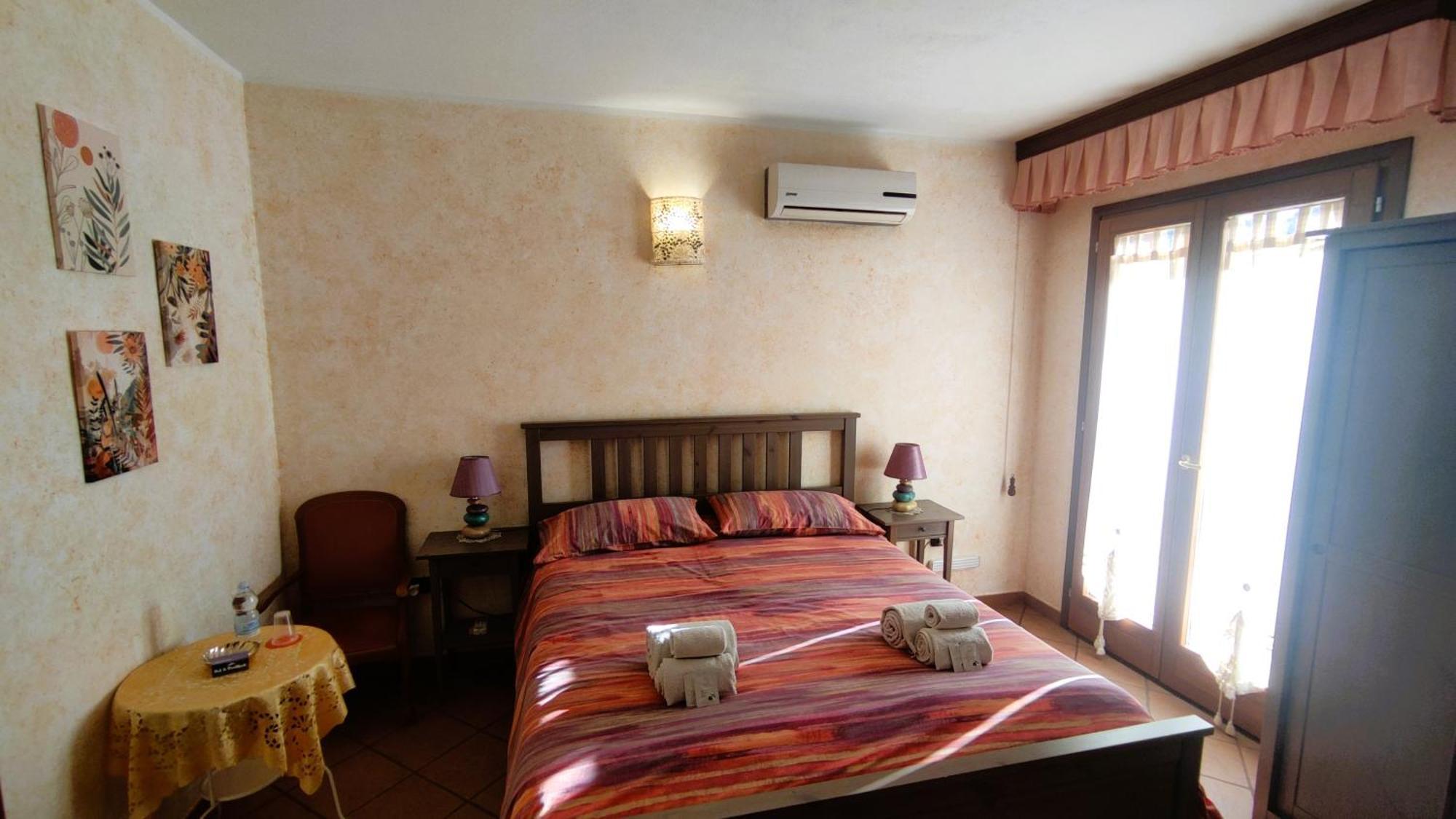 Grotta Delle Fate Bed & Breakfast Ossi ภายนอก รูปภาพ