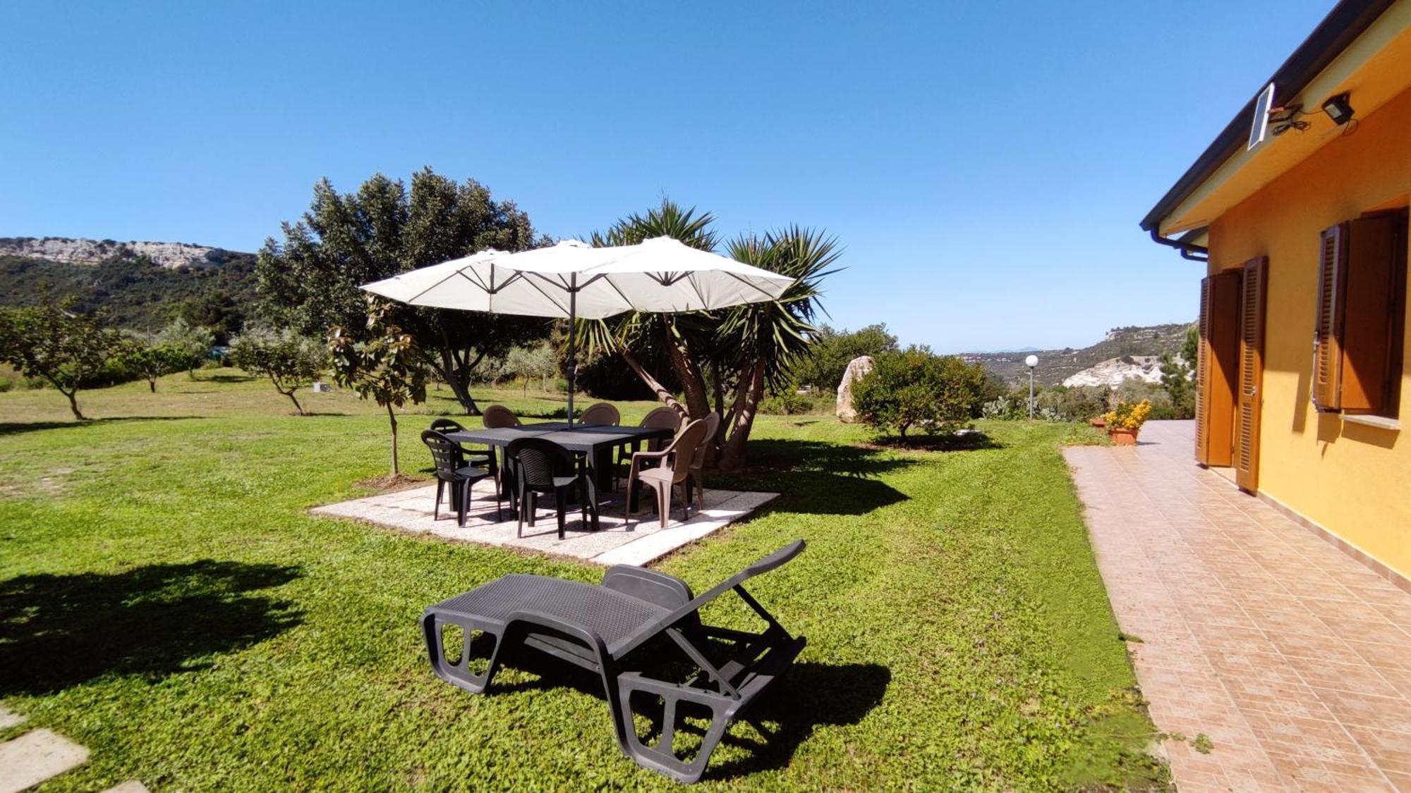 Grotta Delle Fate Bed & Breakfast Ossi ภายนอก รูปภาพ